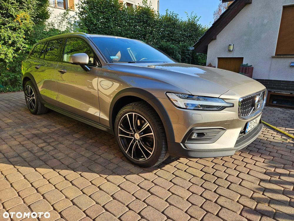 Volvo V60 Cross Country D4 AWD - 9