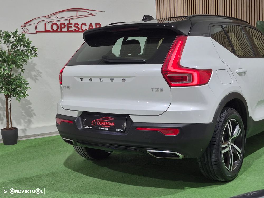 Volvo XC 40 1.5 T3 Tech Edition - 9