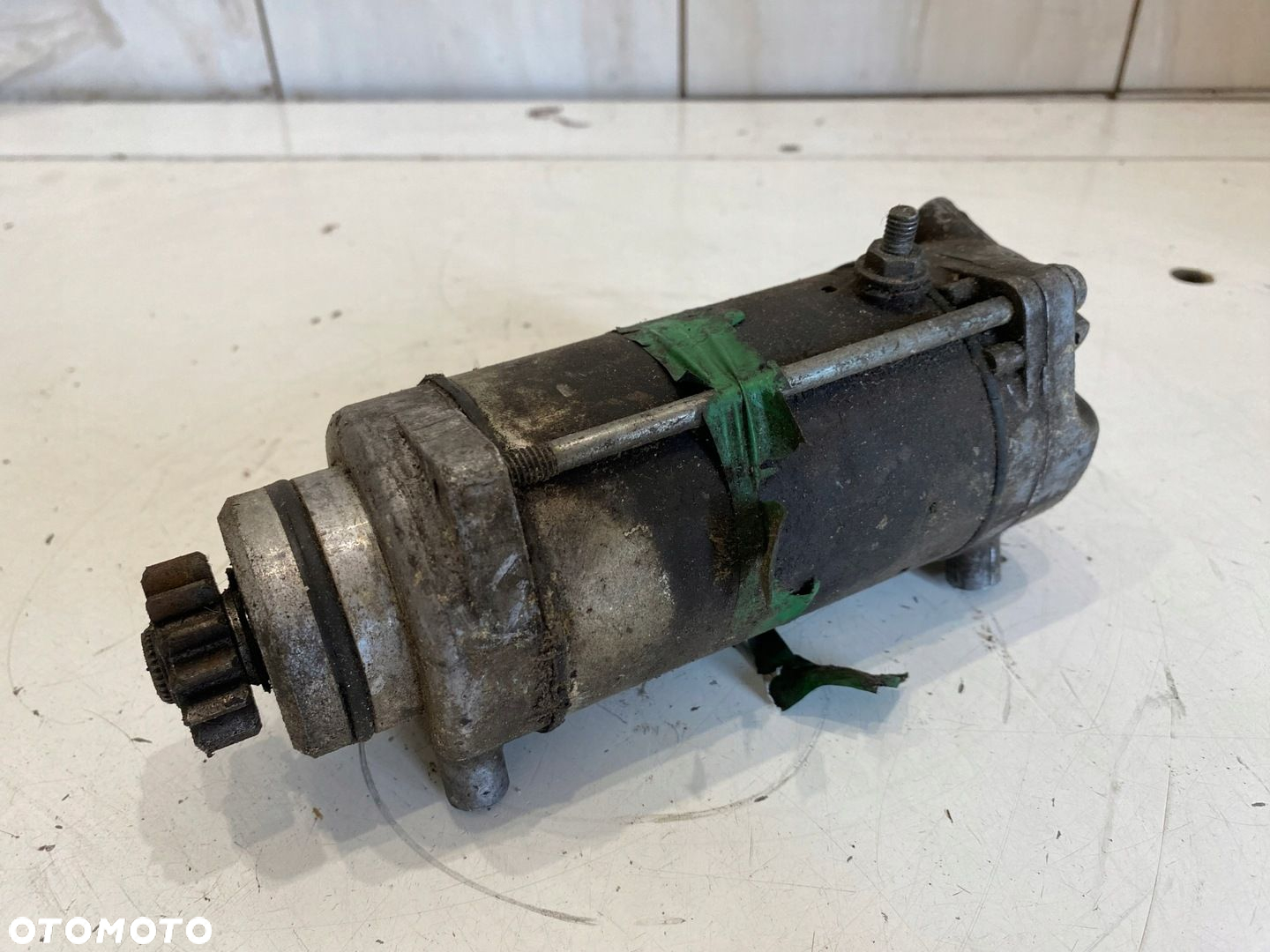 KAWASAKI KZ 650 ROZRUSZNIK STARTER ELEKTRYCZNY - 2