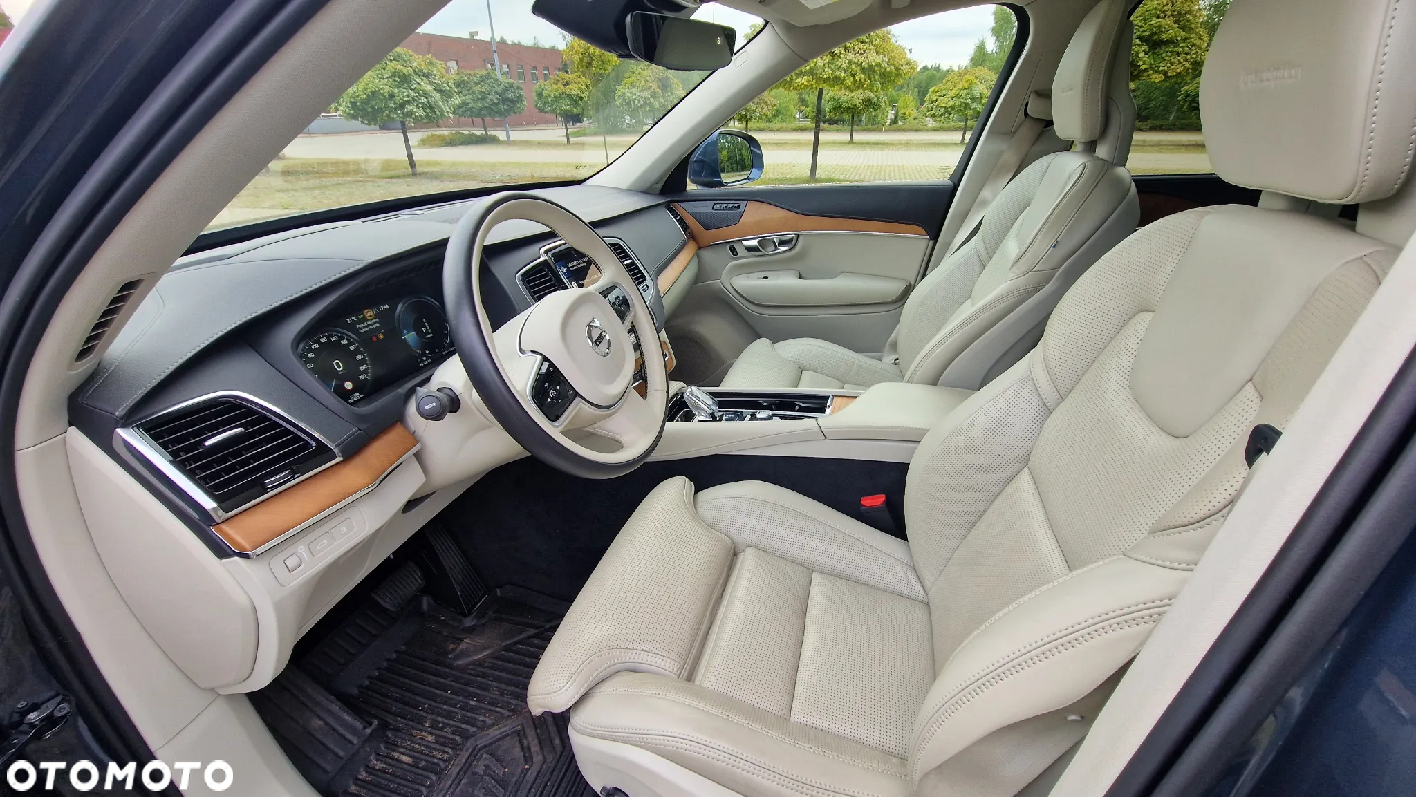 Volvo XC 90 T8 AWD Plug-In Hybrid Inscription 6os - 21