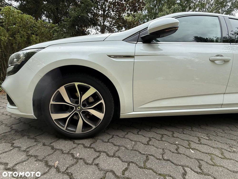 Renault Megane 1.2 Energy TCe Bose - 13