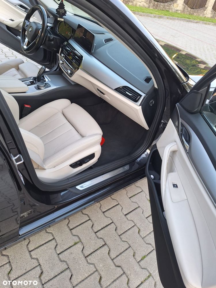 BMW Seria 5 - 12