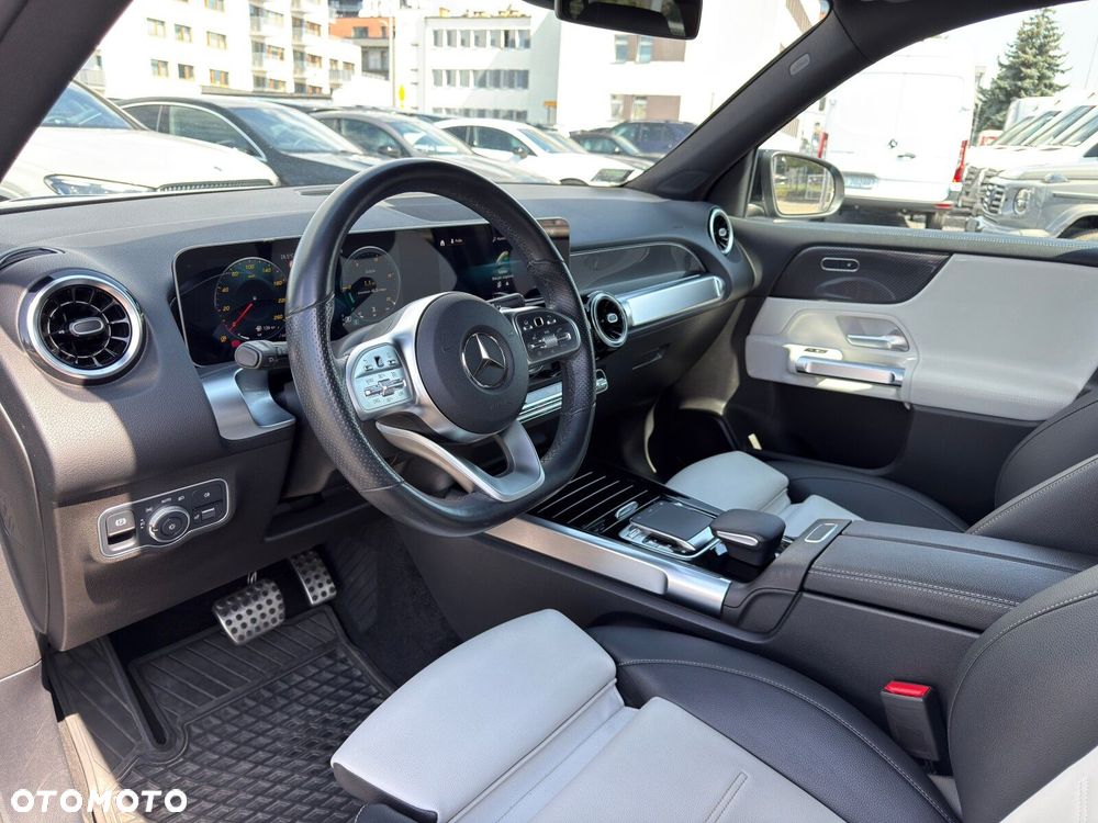 Mercedes-Benz GLB 200 d AMG Line 8G-DCT - 13