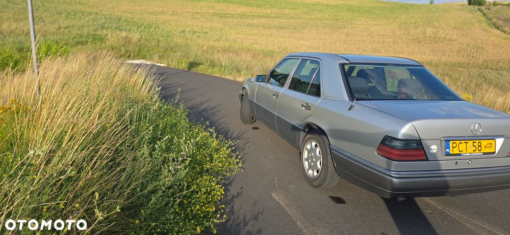 Mercedes-Benz Klasa E - 4