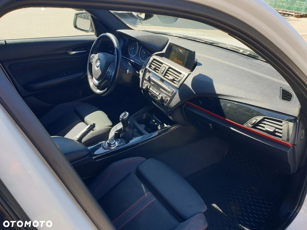 BMW Seria 1 118d Edition M Sport Shadow - 14