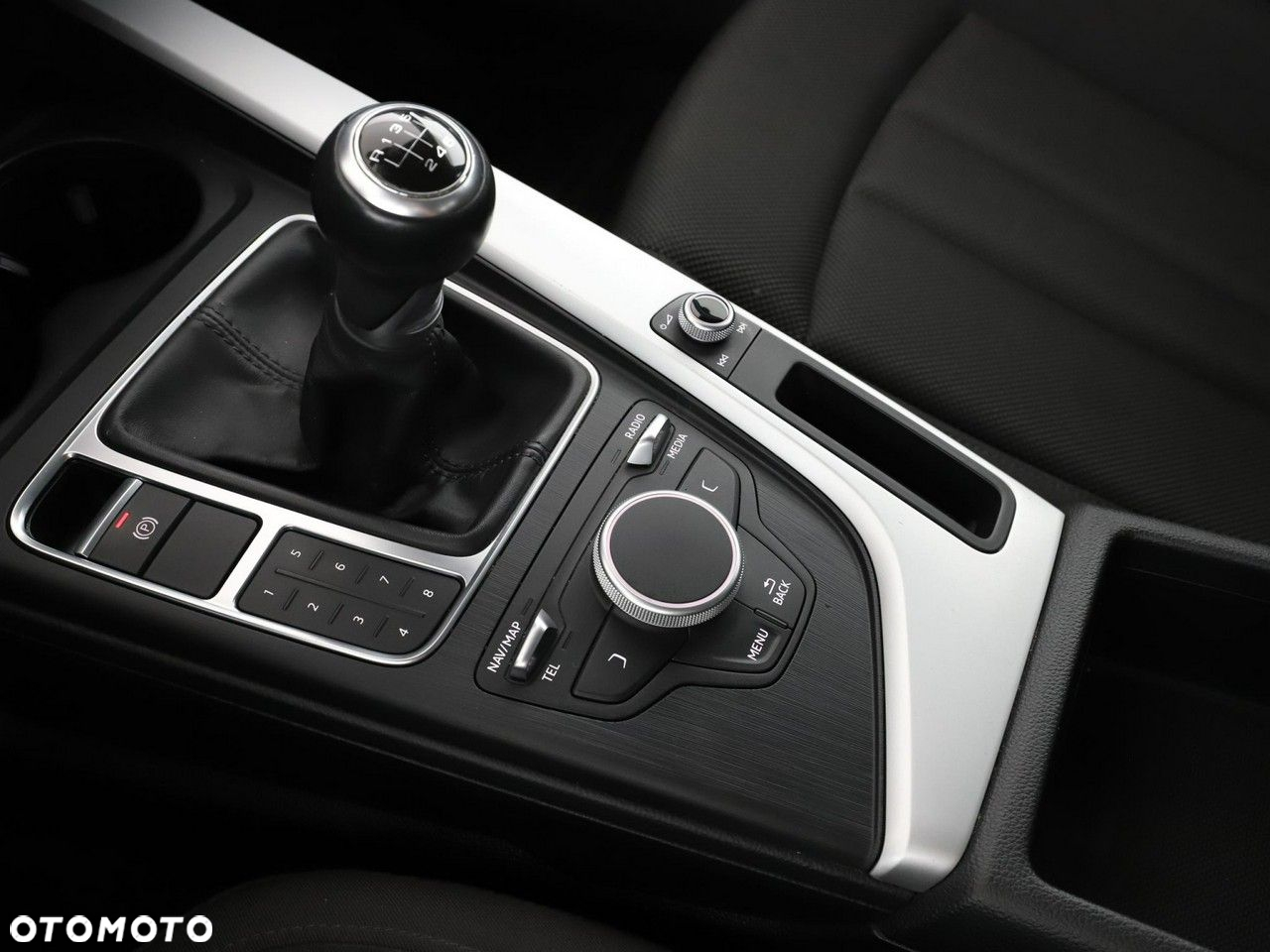 Audi A4 2.0 TDI - 27
