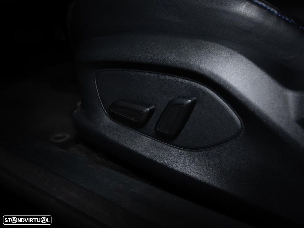 MG MG4 64 kWh Luxury - 16