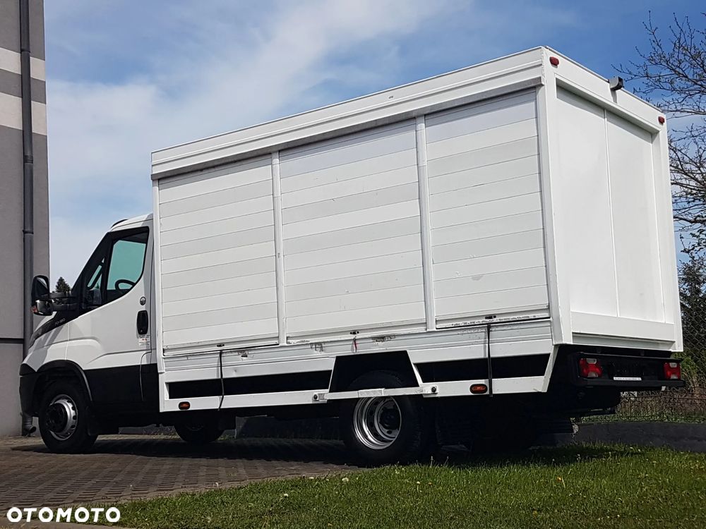 Iveco 70C18 KONTENER ROLETY BOK DO TRANSPORTU WODY 3,66x2,21x1,86 KLIMA DMC 7000KG RAMA PODWOZIE - 27
