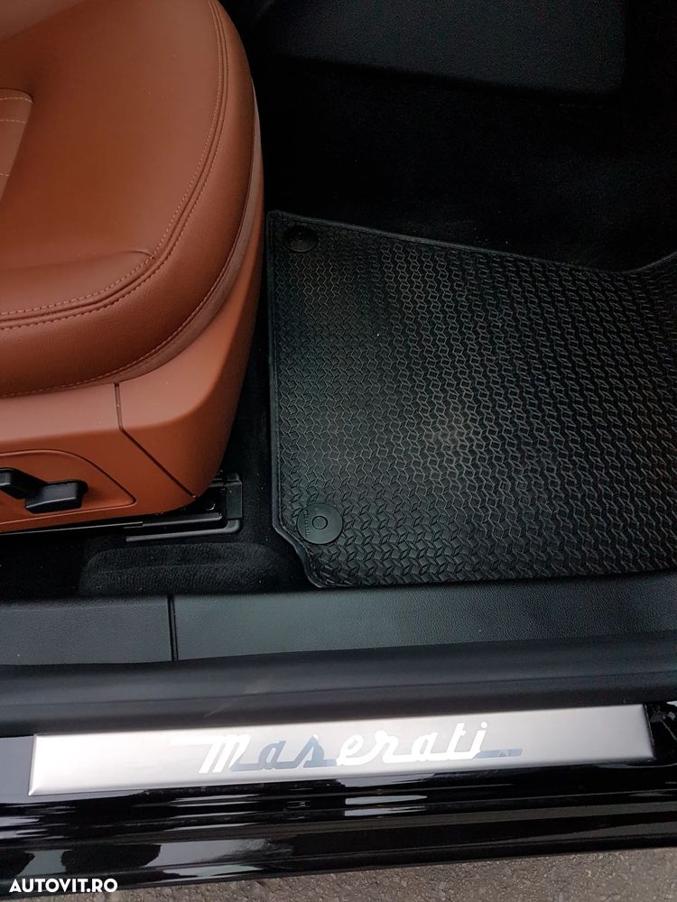 Maserati Ghibli - 31