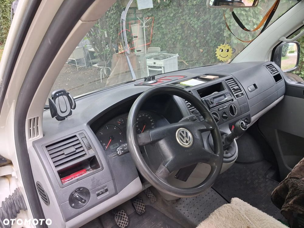 Volkswagen T5 - 9