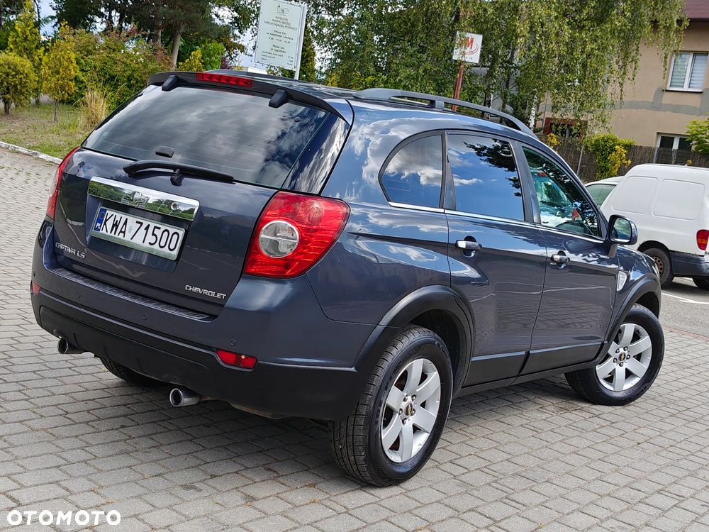 Chevrolet Captiva 2.4 2WD 5 Sitzer LS - 2