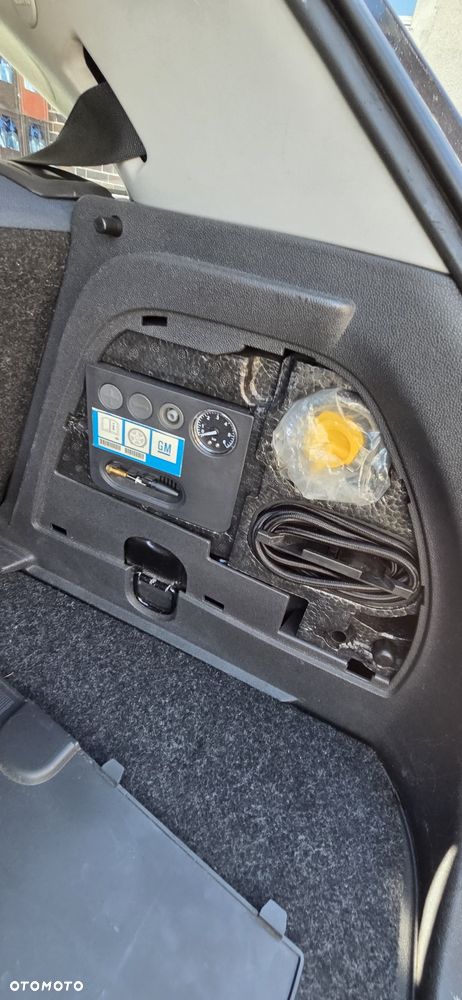 Opel Corsa - 8