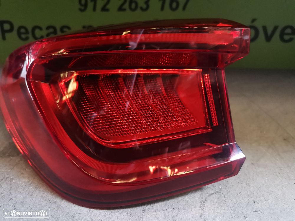 SEAT LEON 5F SPORTSTOURER FAROLIM LED ESQUERDO - FT333 - 2