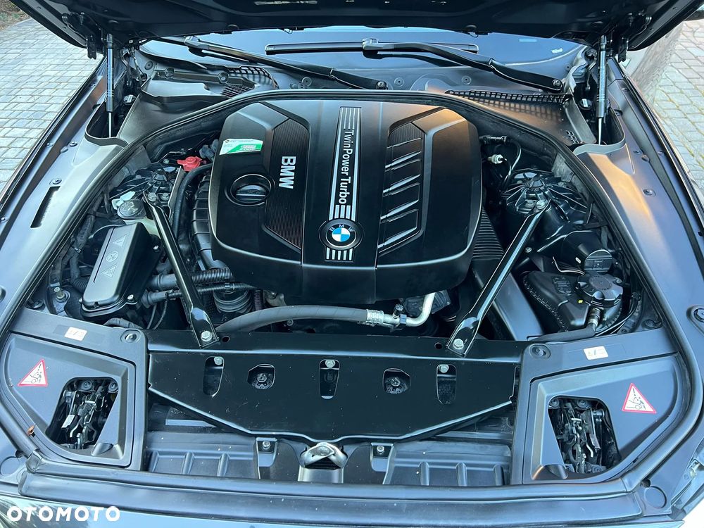 BMW Seria 5 520d xDrive Luxury Line - 30