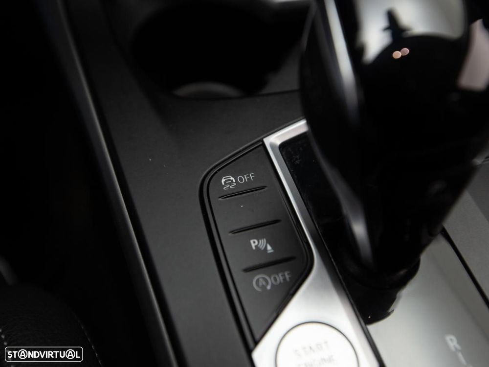 BMW 118 d - 18