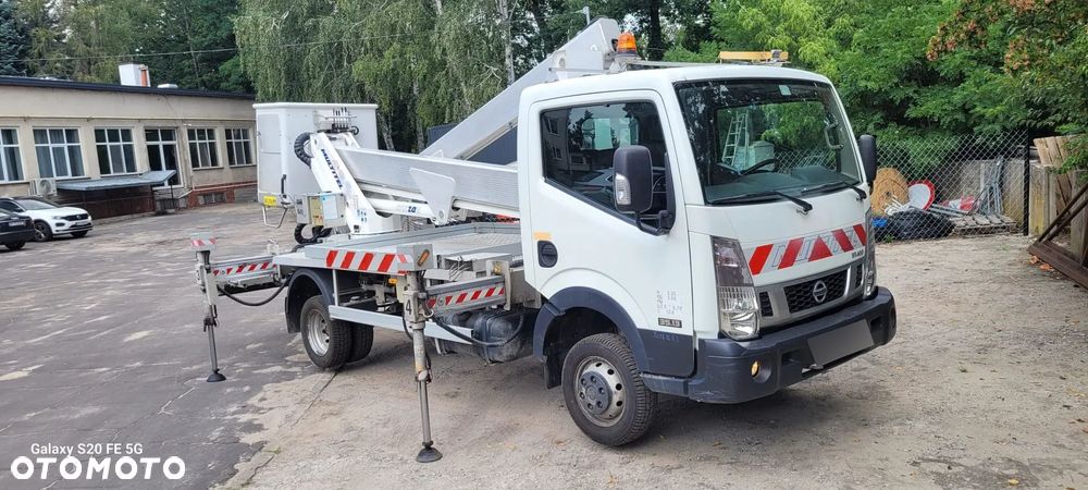 Nissan NV400 - 6