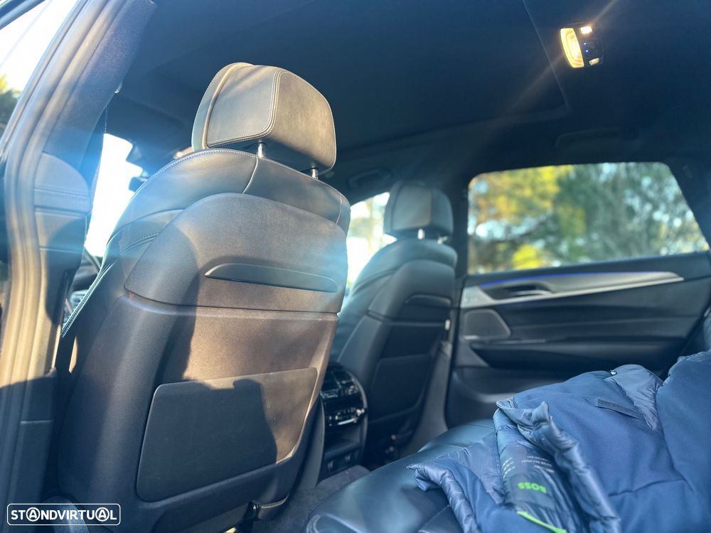 BMW 630 Gran Turismo d Pack M - 7