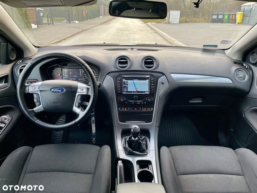 Ford Mondeo 2.0 TDCi Platinium X Plus (Titanium) - 25