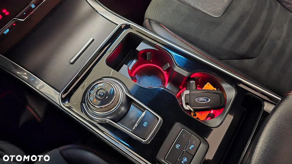 Ford Edge 2.0 EcoBlue Twin-Turbo 4WD ST-Line - 29