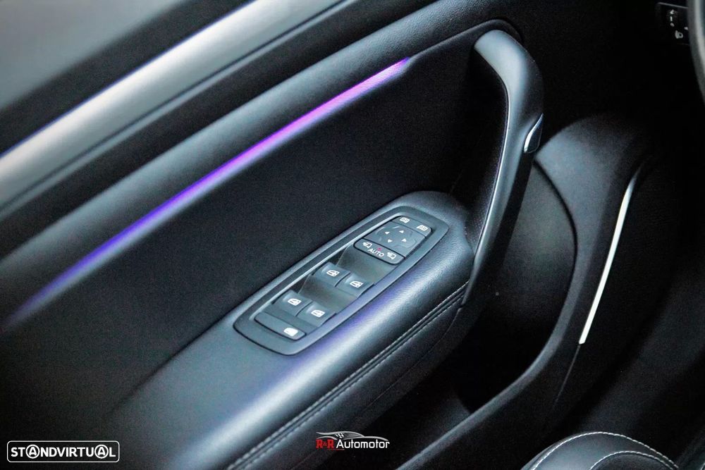 Renault Mégane 1.5 Blue dCi Intens - 32