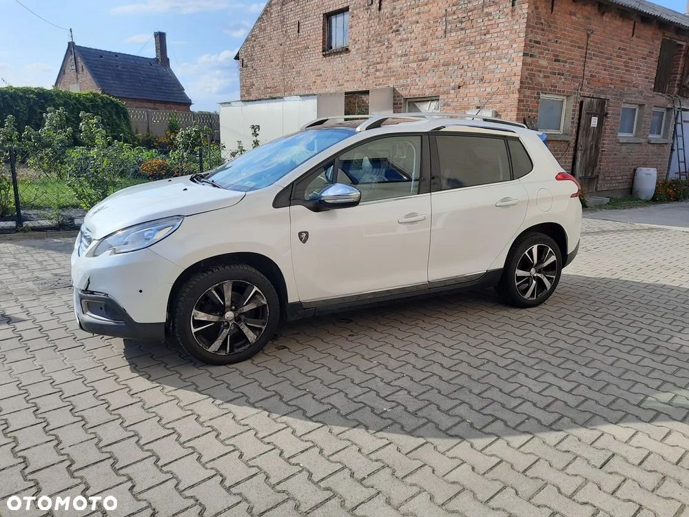 Peugeot 2008 - 14
