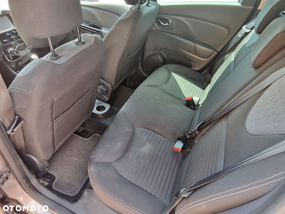 Renault Clio 1.5 dCi Alize - 10