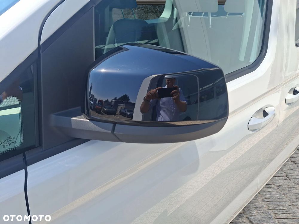 Volkswagen Caddy - 26