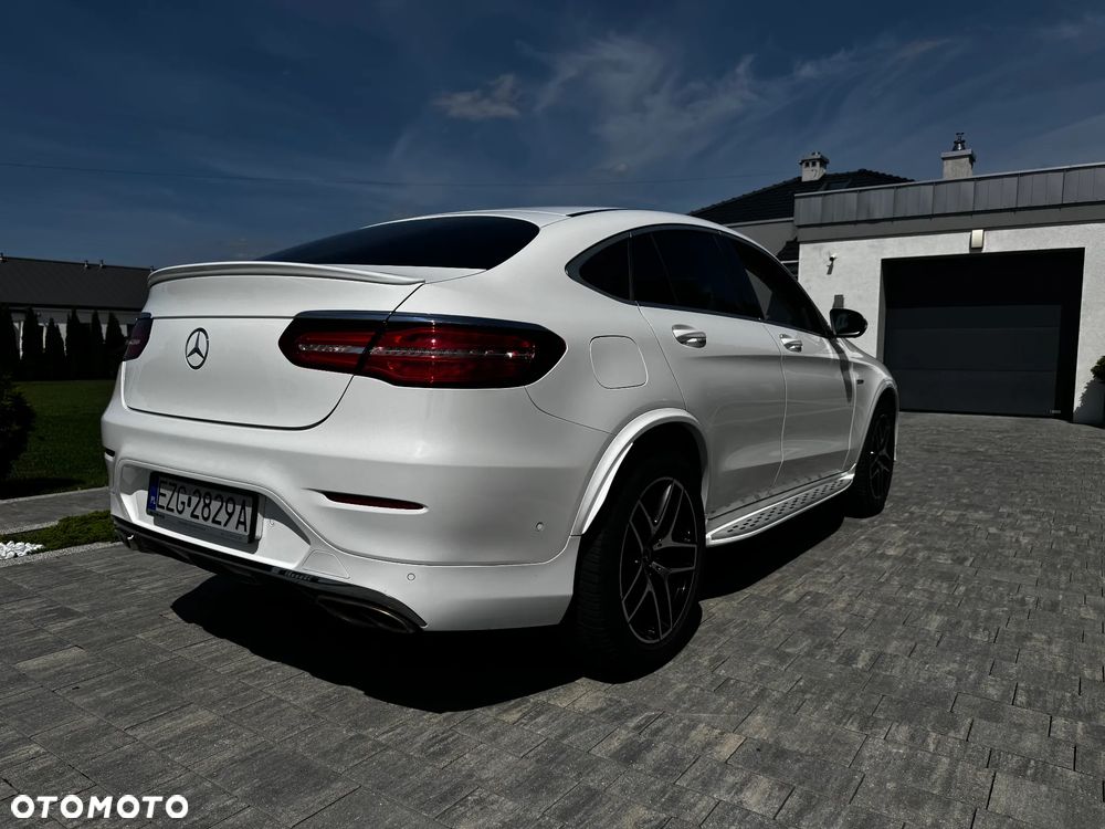 Mercedes-Benz GLC - 4
