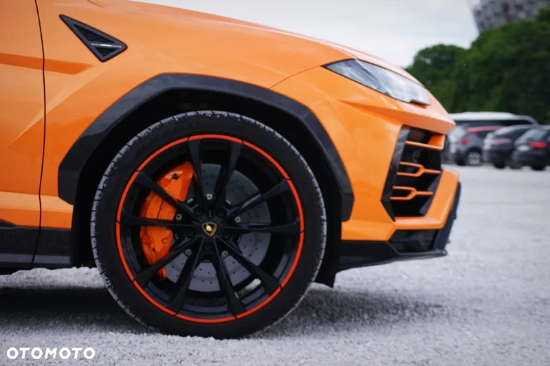 Lamborghini Urus Standard - 8