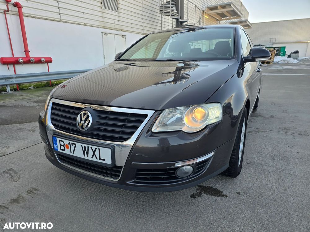 Volkswagen Passat 2.0TDI Comfortline DPF DSG - 3