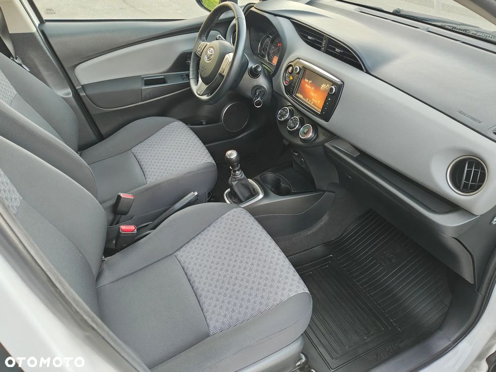 Toyota Yaris 1.33 VVT-i Edition - 35