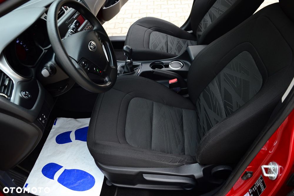 Kia Ceed - 19