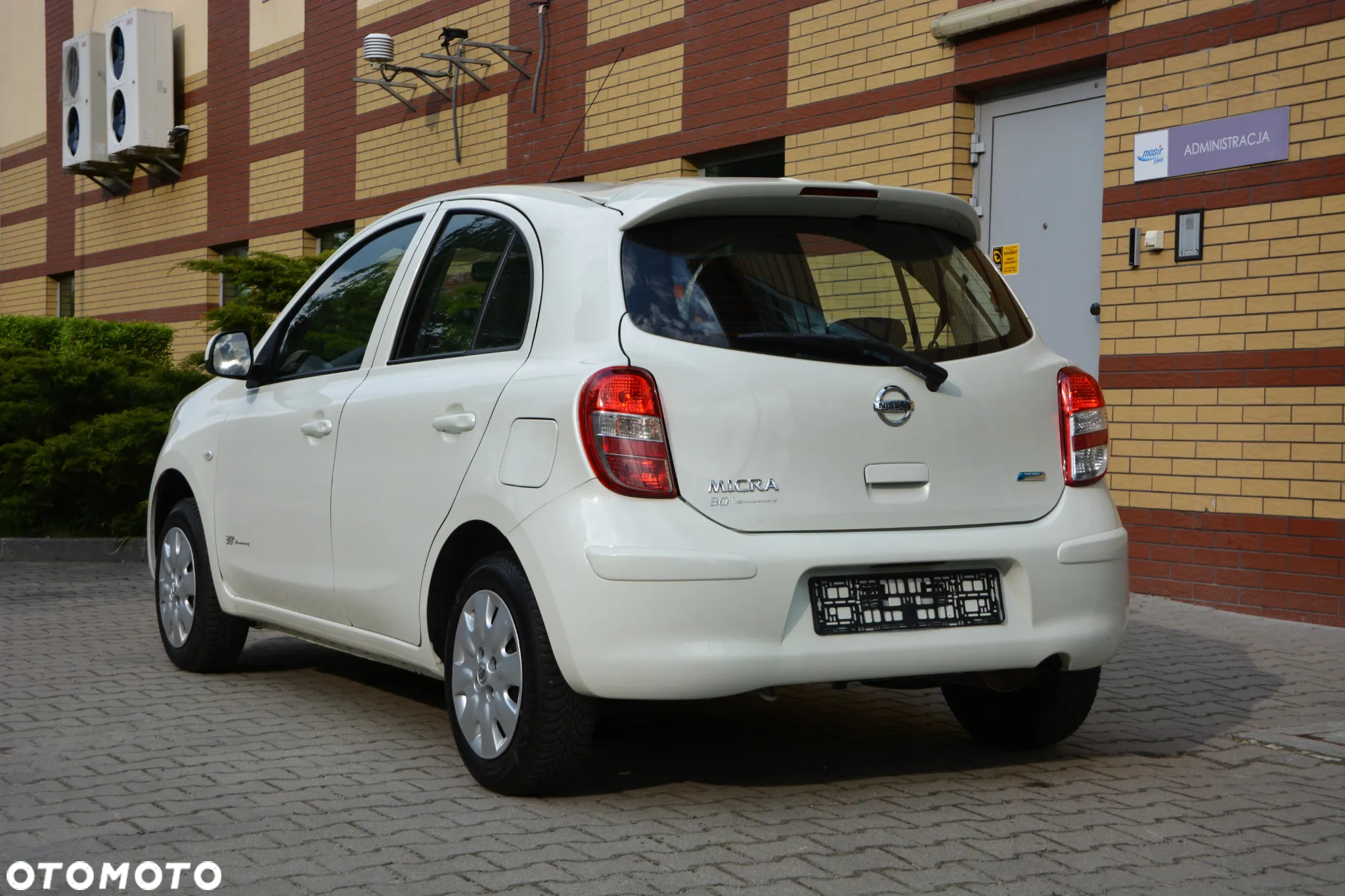 Nissan Micra 1.2 30th Anniversary - 3