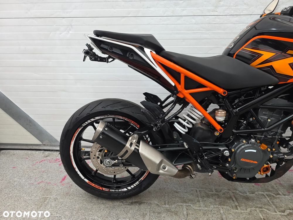 KTM Duke - 15