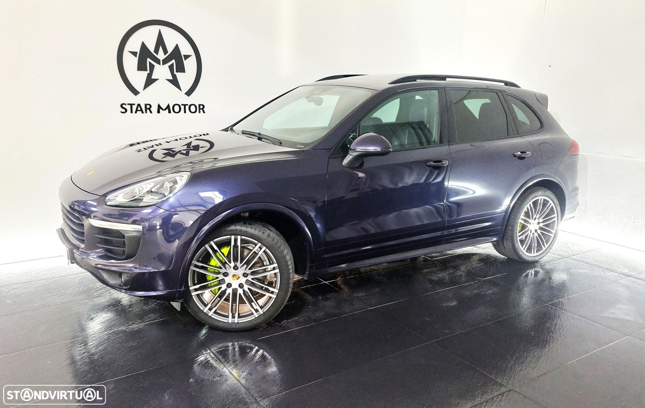 Porsche Cayenne - 1