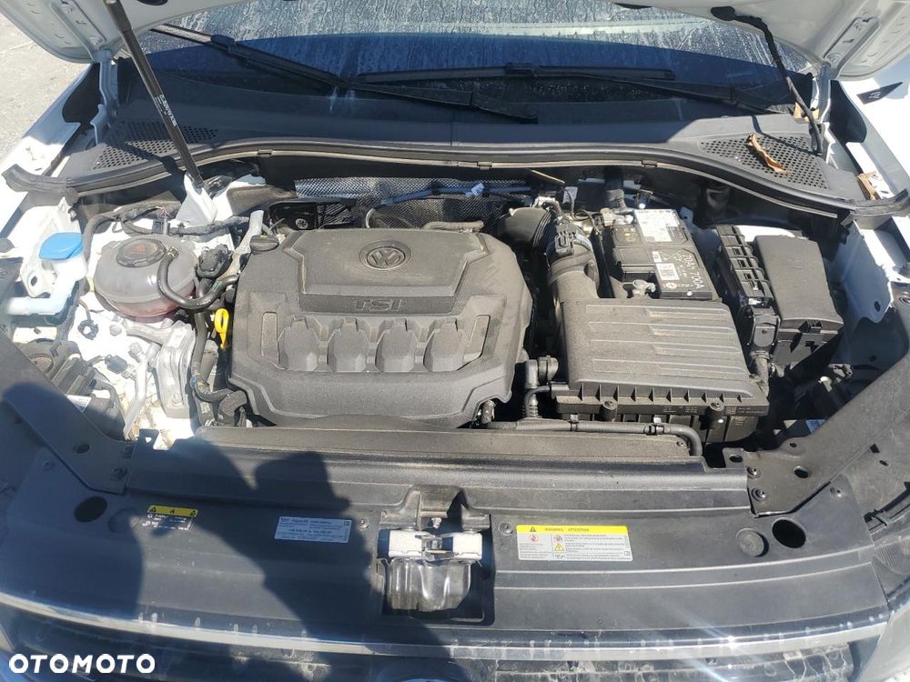 Volkswagen Tiguan - 11