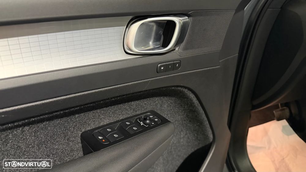 Volvo XC 40 T4 Recharge DKG Inscription - 11