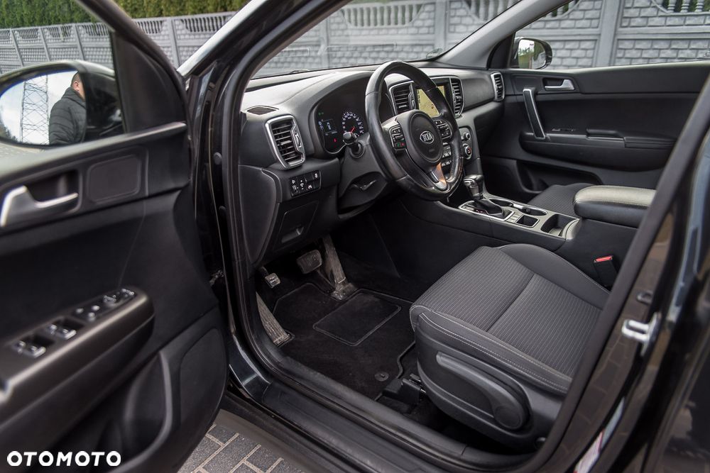 Kia Sportage 2.0 CRDI AWD VISION - 19
