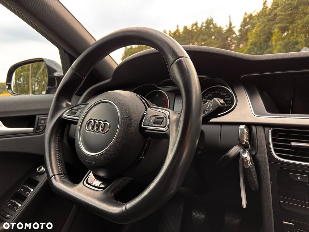 Audi A4 Avant 2.0 TDI DPF clean diesel S line Sportpaket - 21