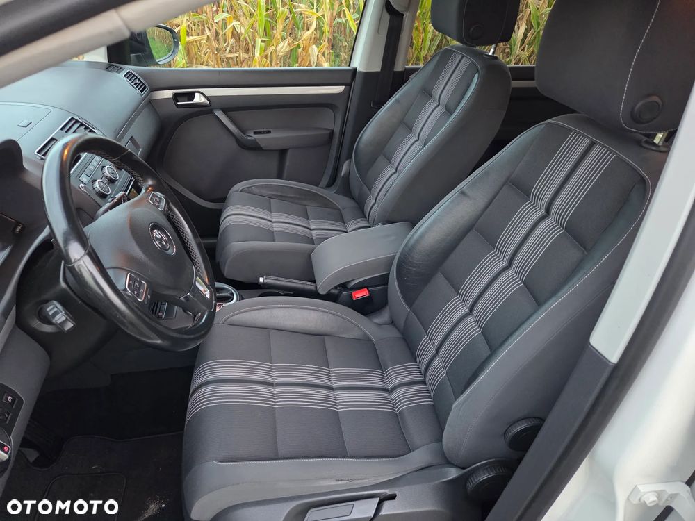 Volkswagen Touran 1.6 TDI DPF DSG MATCH - 27