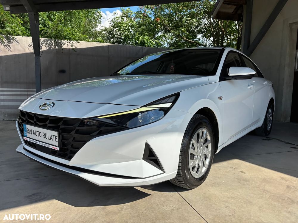 HYUNDAI Elantra 2022 — imagine 3
