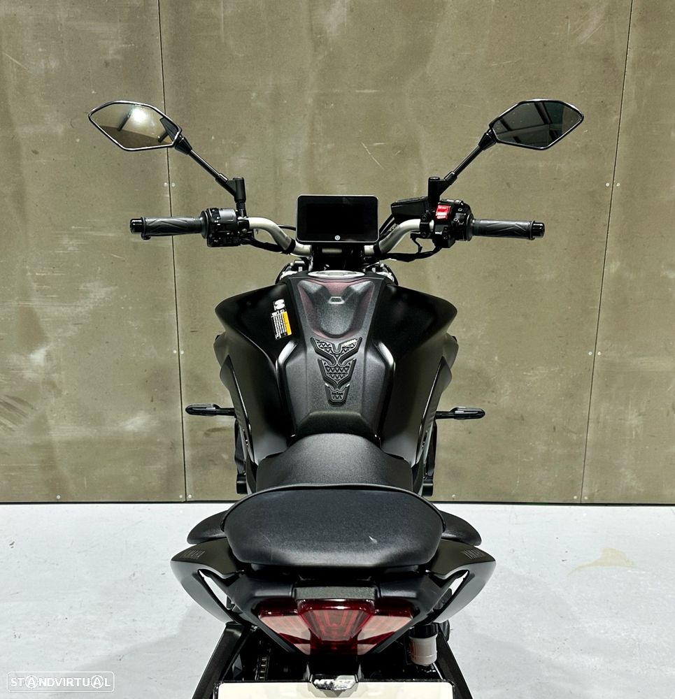 Yamaha MT-07 - 10