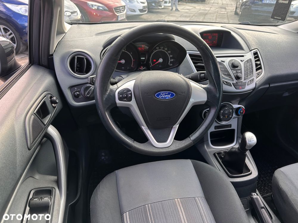 Ford Fiesta - 6