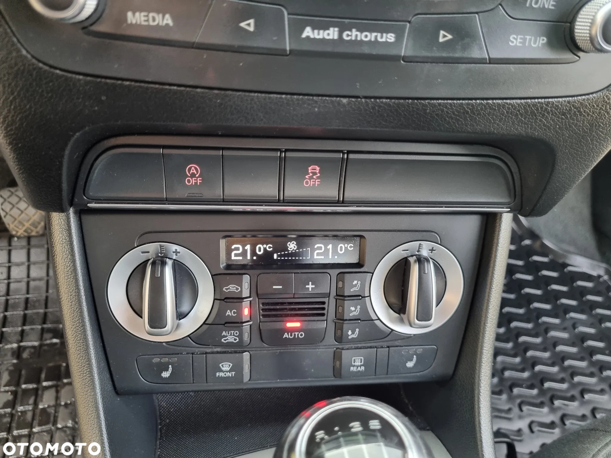 Audi Q3 2.0 TDI - 9
