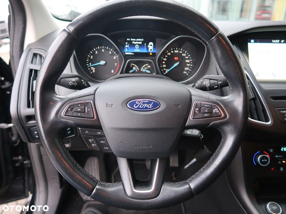 Ford Focus 1.5 EcoBoost Trend ASS - 17