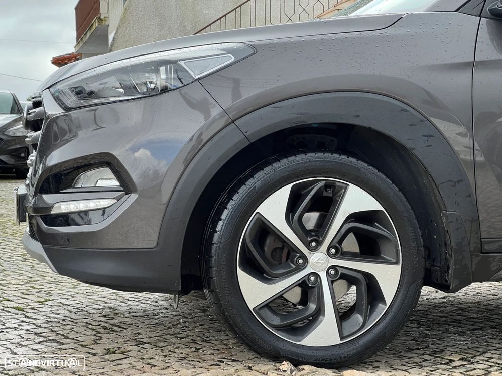 Hyundai Tucson - 2