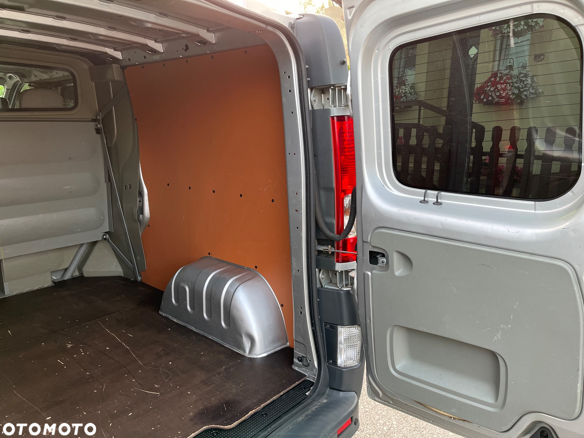 Renault TRAFIC - 21