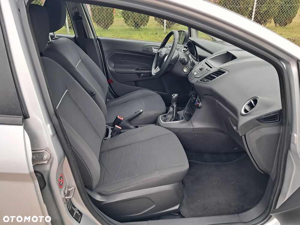 Ford Fiesta 1.6 TDCI Champions Edition - 15