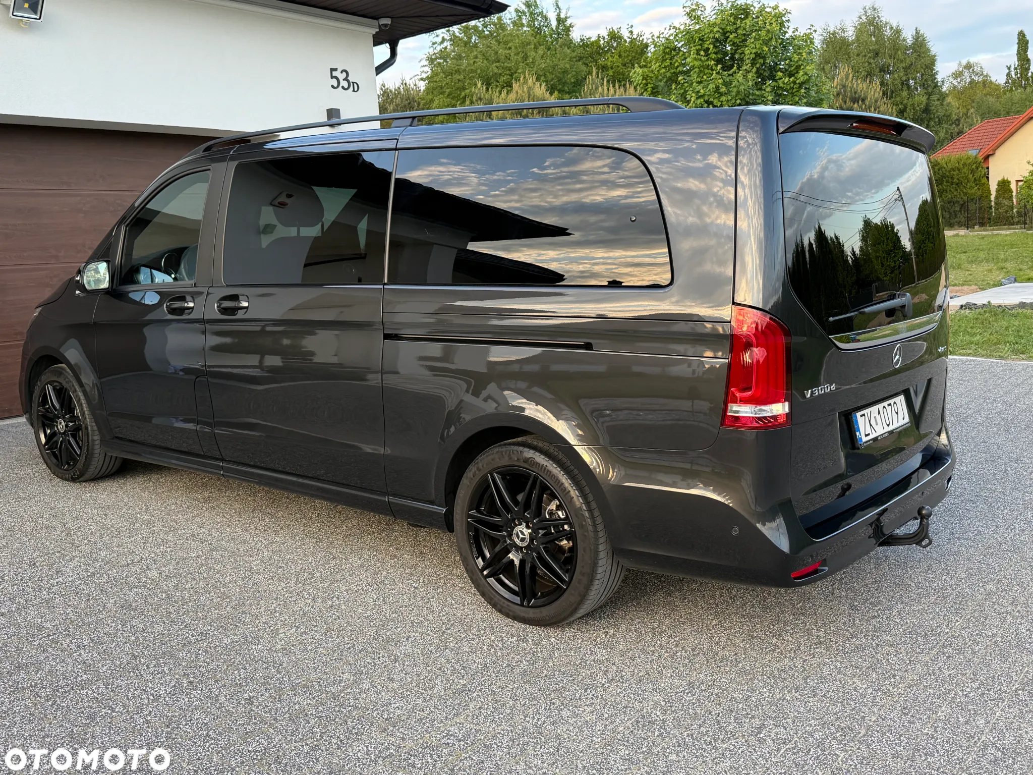 Mercedes-Benz Klasa V 300 d 4-Matic 9G-Tronic (ekstra d³) - 3