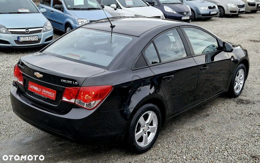 Chevrolet Cruze - 23